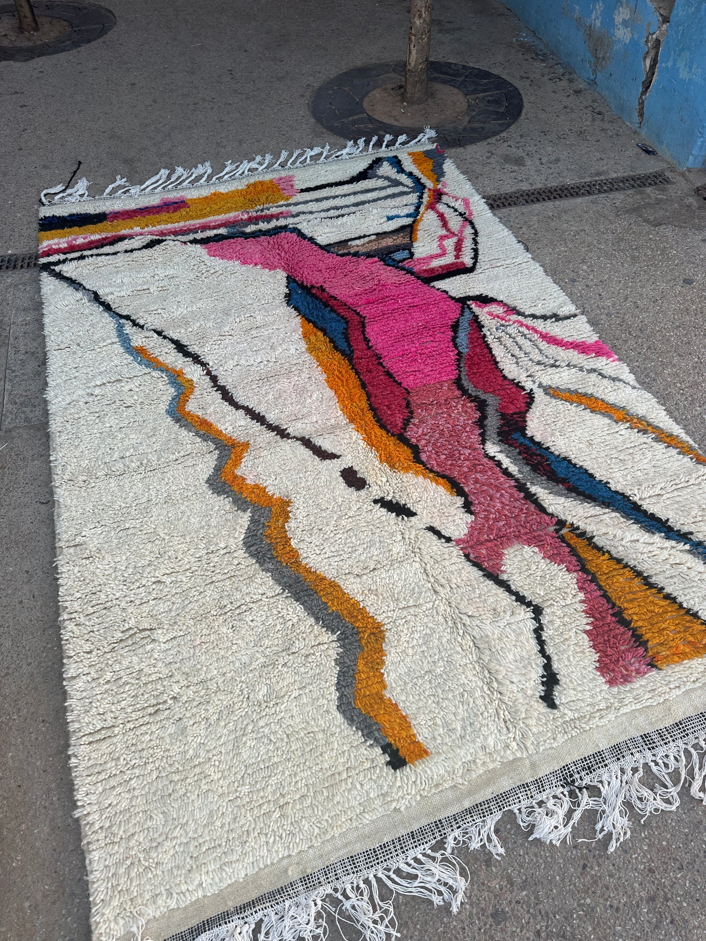 Handmade Azilal Rug, size 300 x 200 cm || 9.84 x 6.56 ft