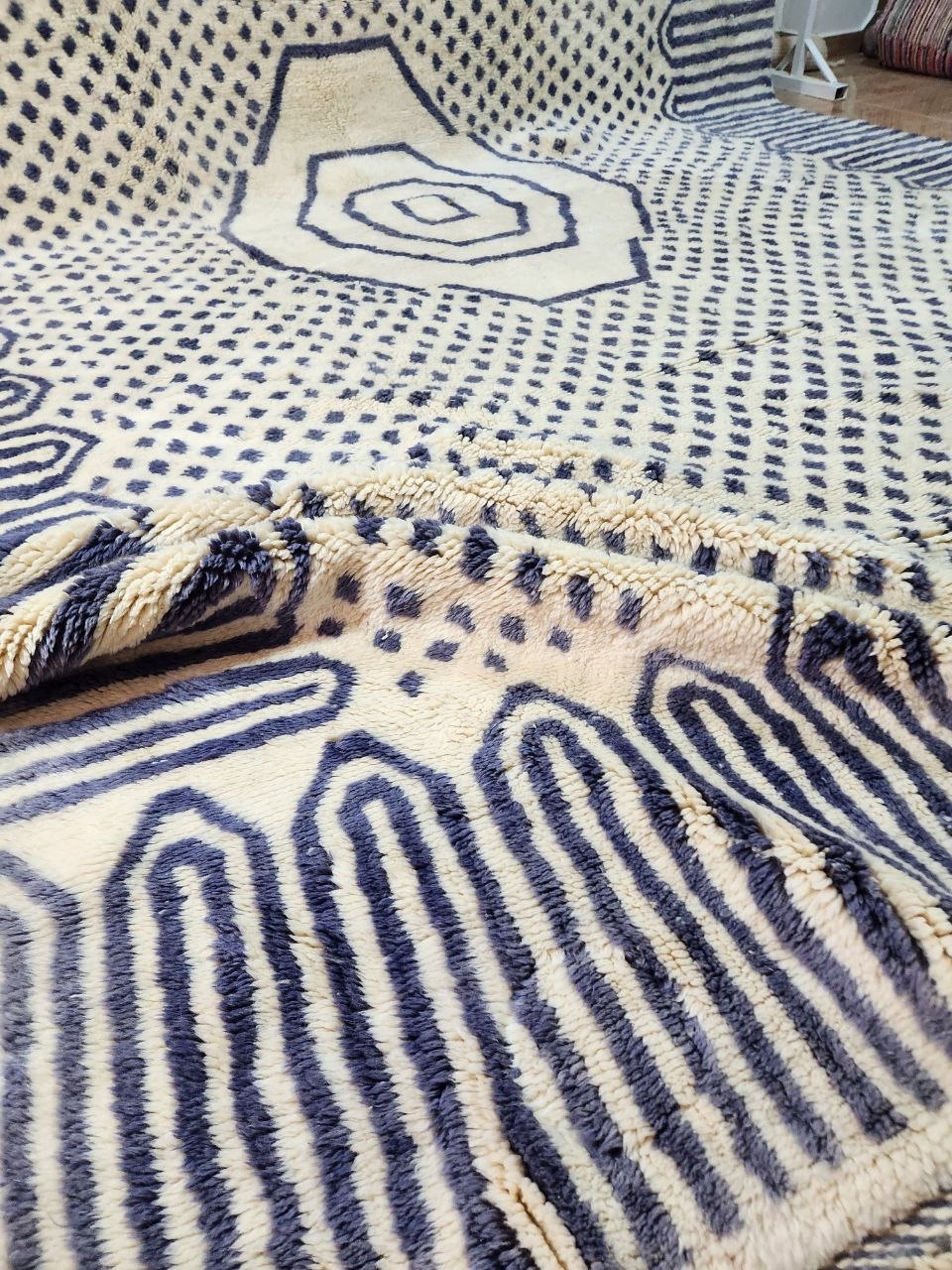 Mrirt Rug size 400 x 300 cm (13.12 x 9.84 ft)