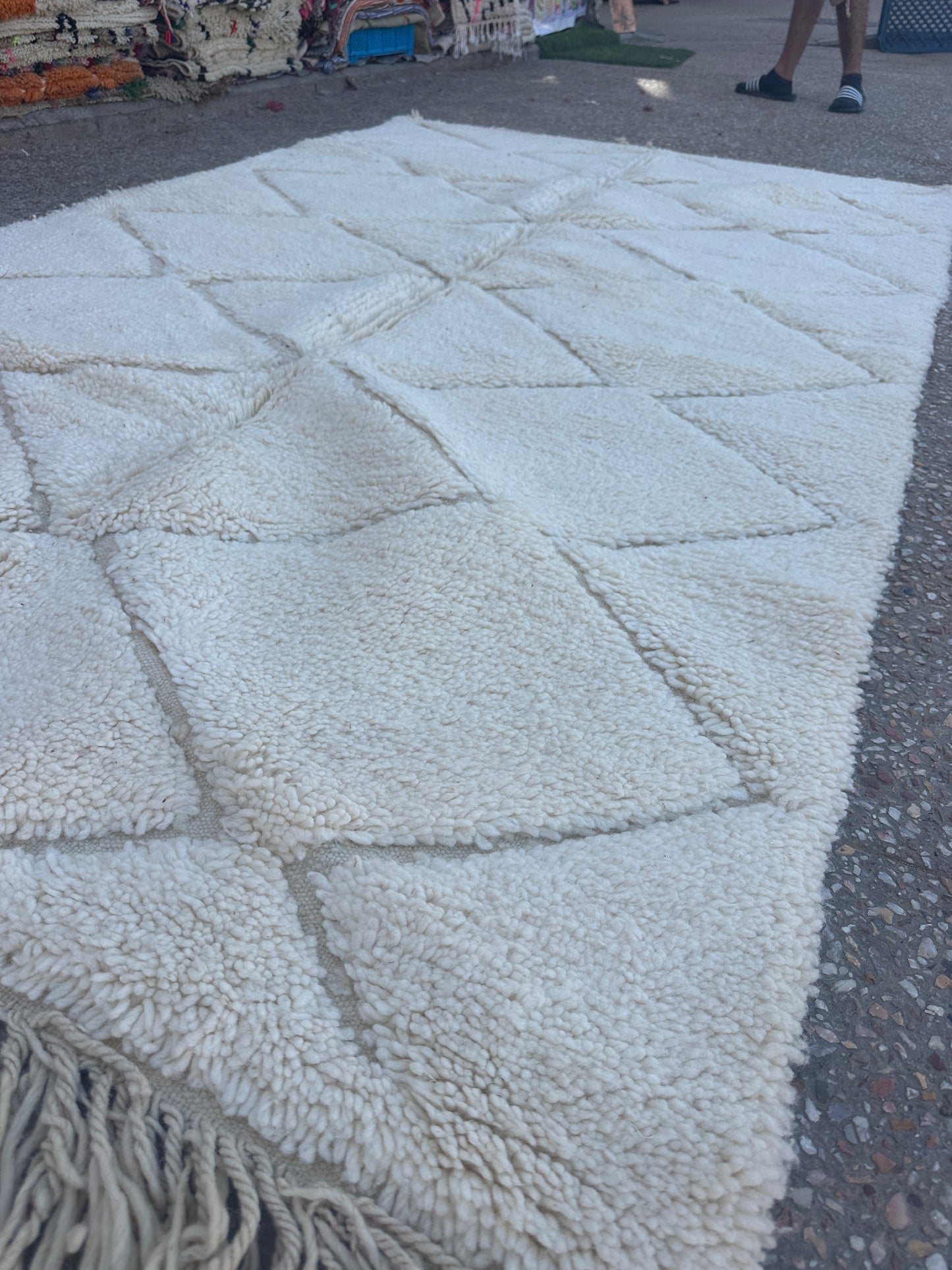 Beni Ouarain Rug size 250 x 150 cm || 8.2 x 4.92 ft