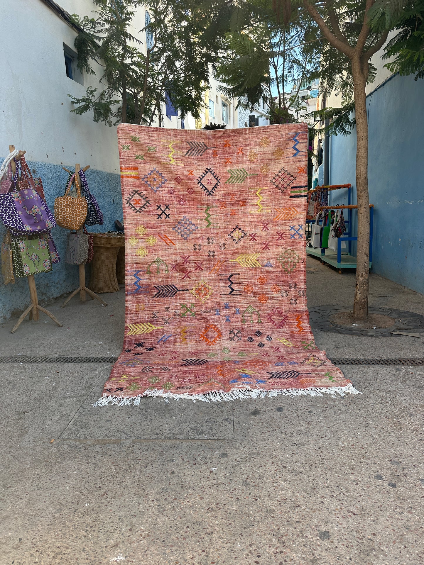 Handmade Kelim Rug, size 250 x 150 cm || 8.2 x 4.92 ft