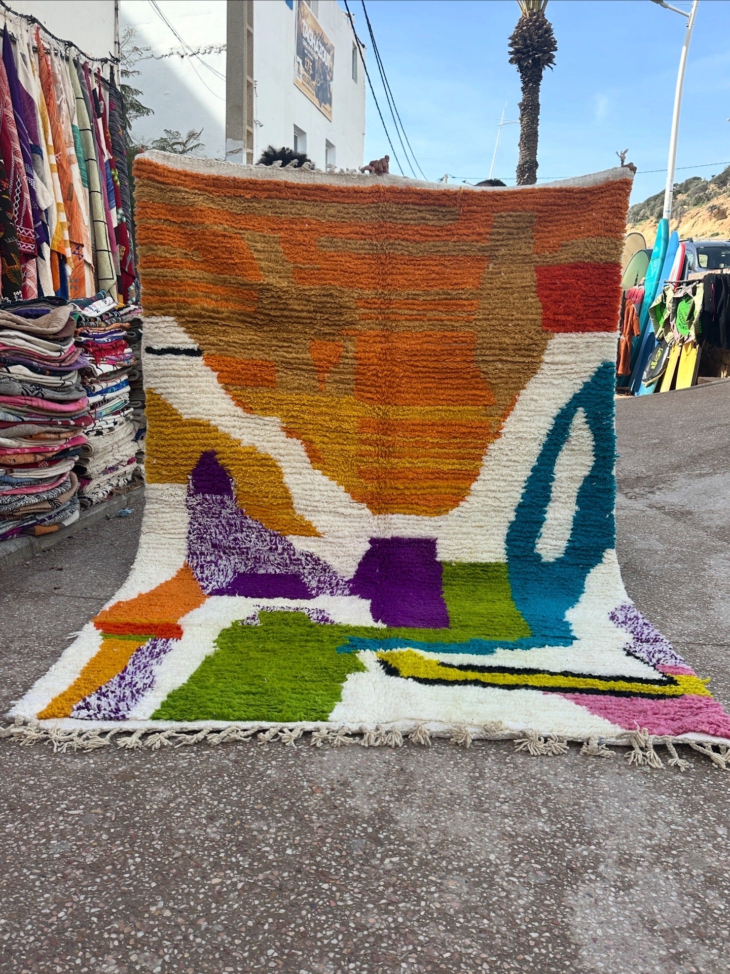 Handmade Azilal Rug, size 300 x 200 cm || 9.84 x 6.56 ft