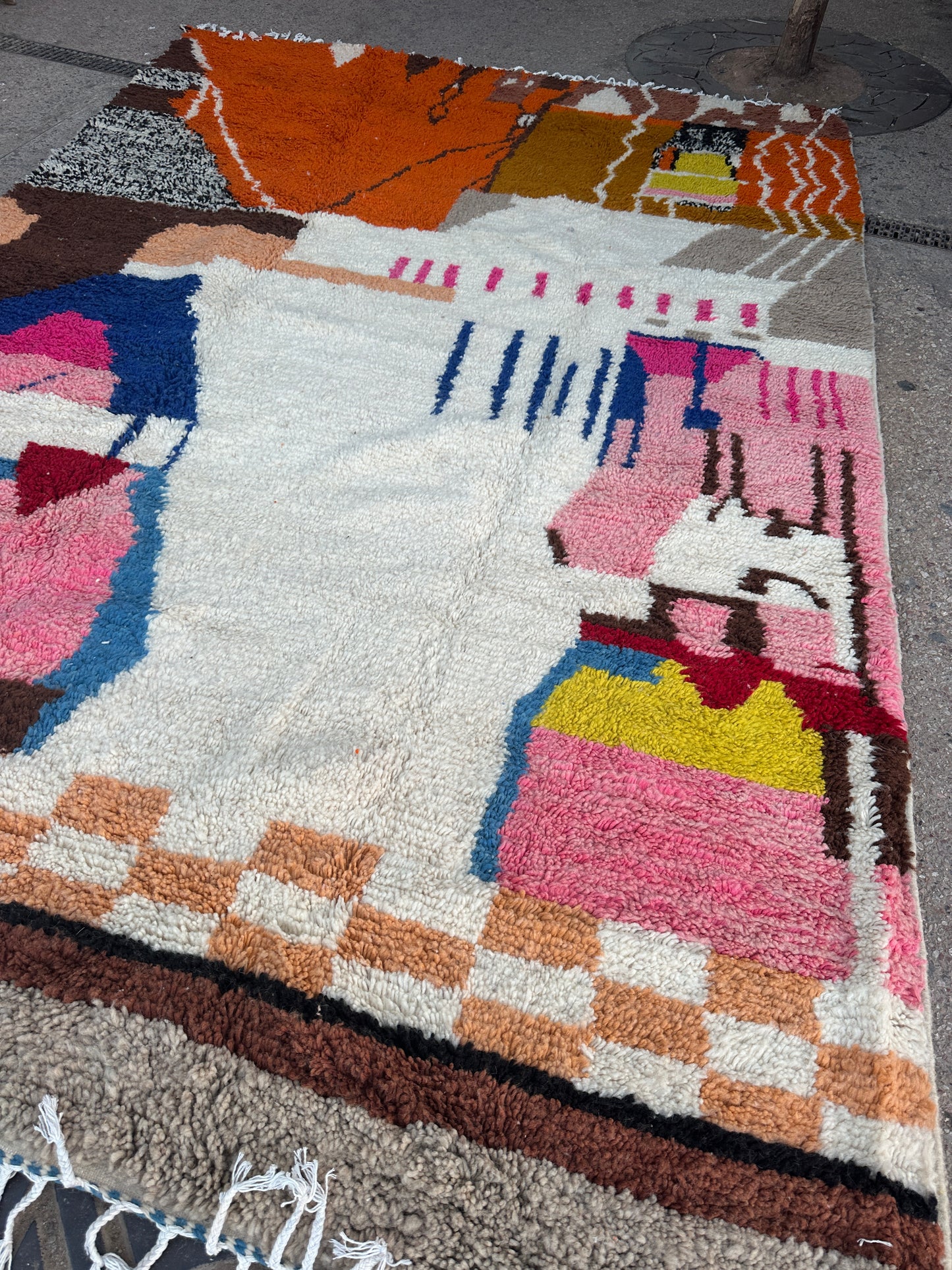 Handmade Beni Ouarain, size 350 x 250 cm ||