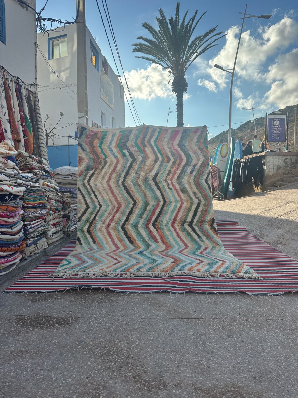 Handmade Azilal Rug, size 300 x 200 cm || 9.84 x 6.56 ft