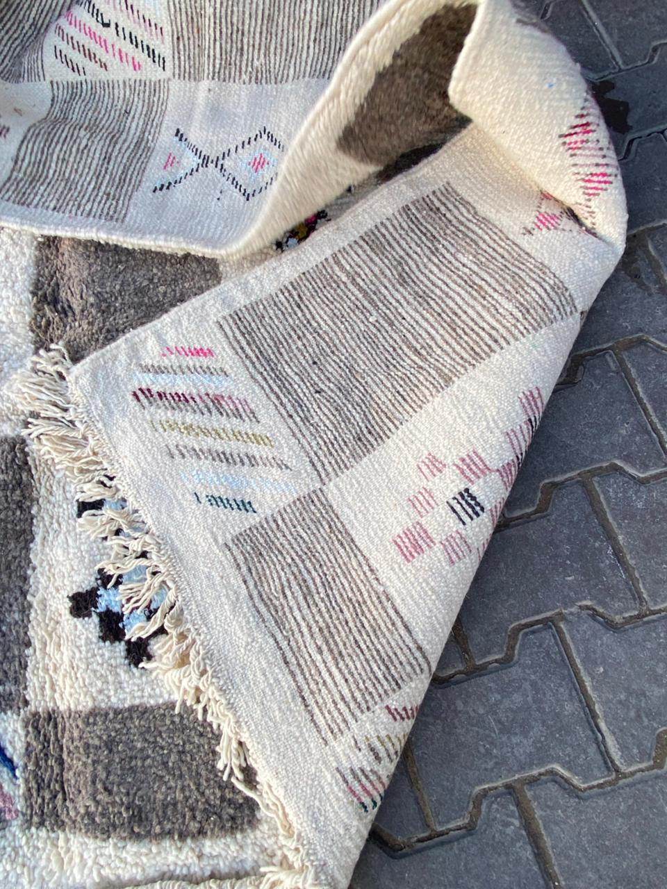 Handmade azilal Rug, size 300 x 200 cm || 9.84 x 6.56 ft