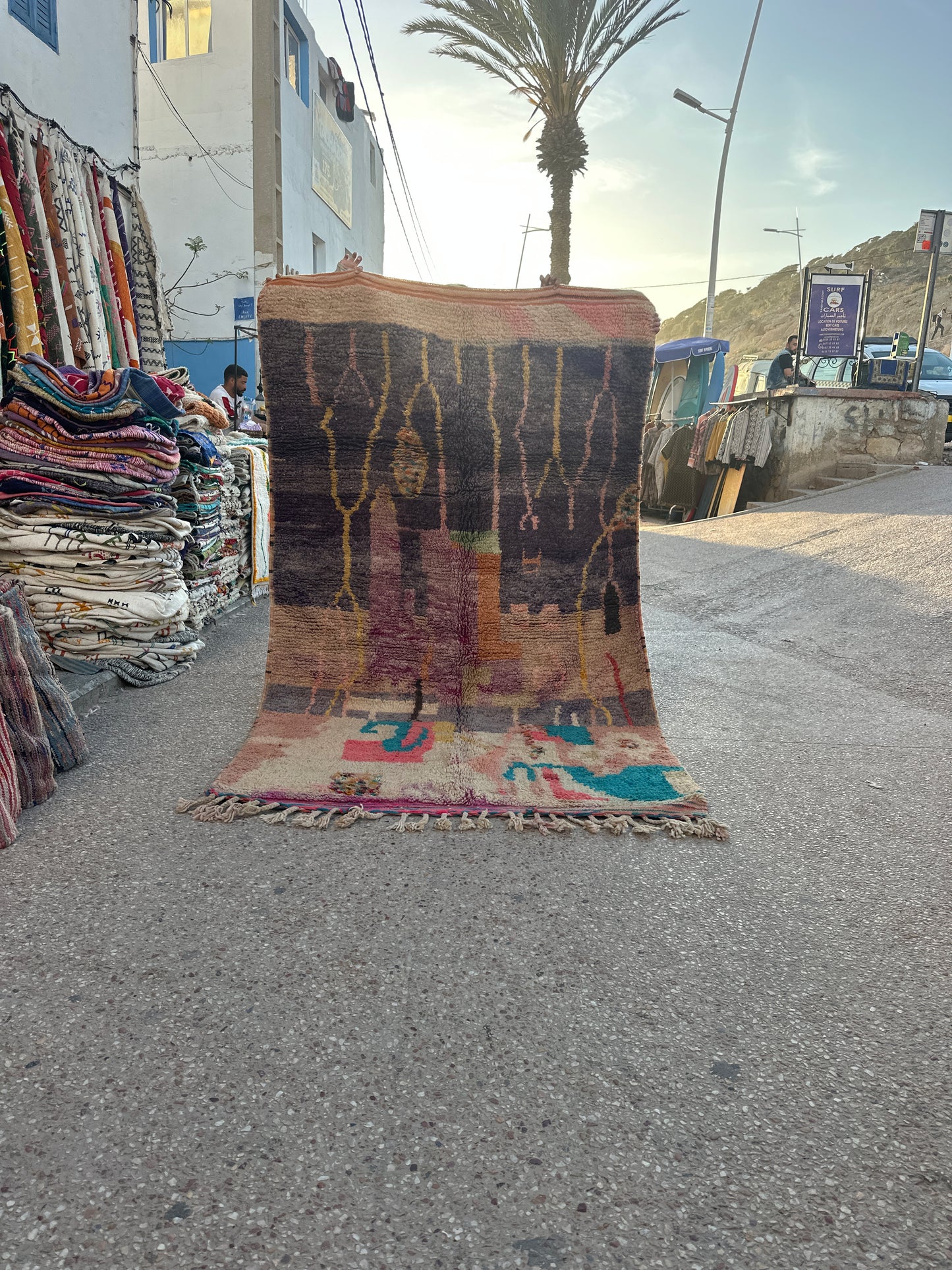 Handmade Azilal Rug, size 250 x 150 cm || 8.2 x 4.92 ft