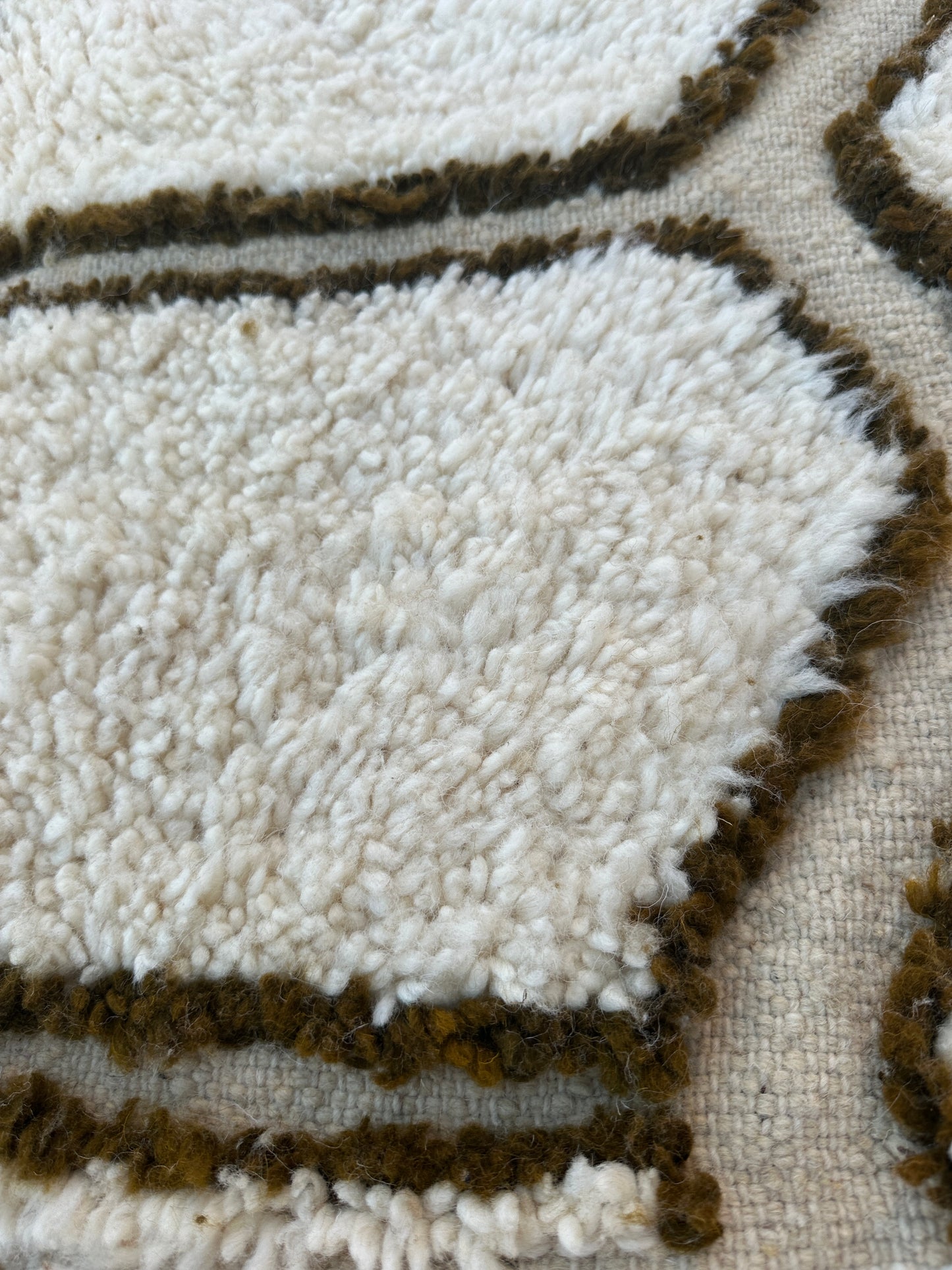 Handmade Beni Ouarain, size 300 x 200 cm || 9.84 x 6.56 ft