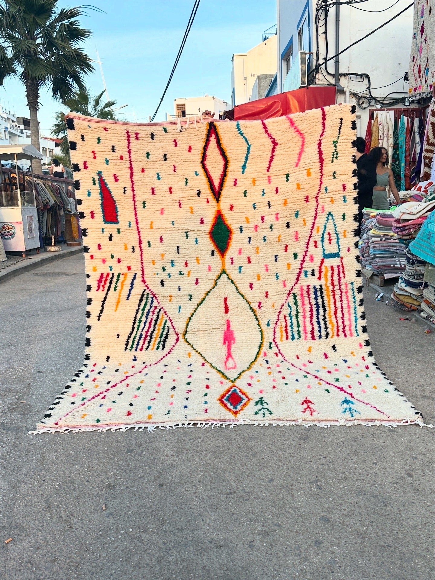 Handmade Azilal Rug, size 300 x 200 cm || 9.84 x 6.56 ft