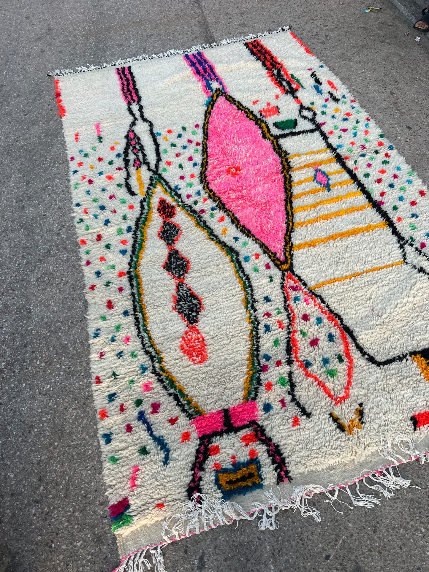 Handmade Azilal Rug, size 300 x 200 cm || 9.84 x 6.56 ft