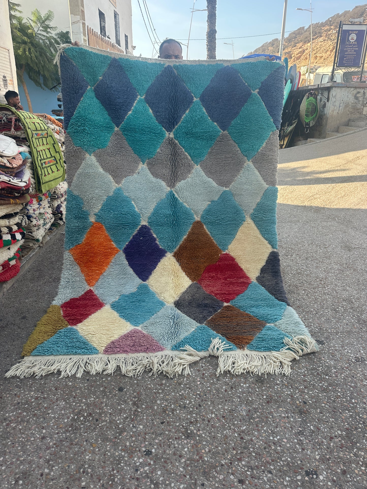 Handmade Azilal Rug, size 250 x 150 cm || 8.2 x 4.92 ft