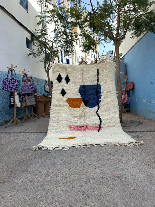 Handmade Beni Ouarain, size 250 x 150 cm || 8.2 x 4.92 ft