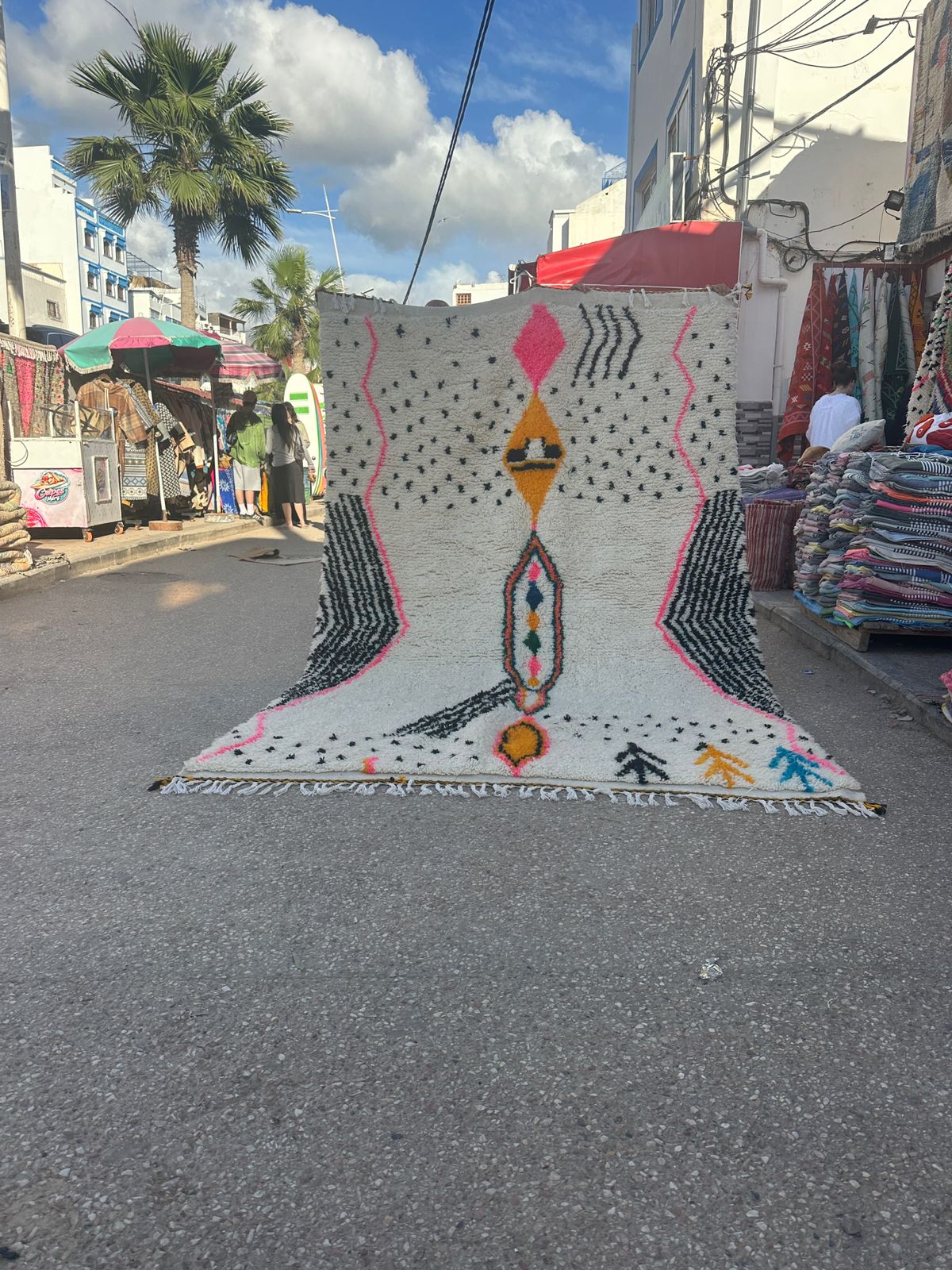 Handmade Azilal Rug, size 300 x 200 cm || 9.84 x 6.56 ft