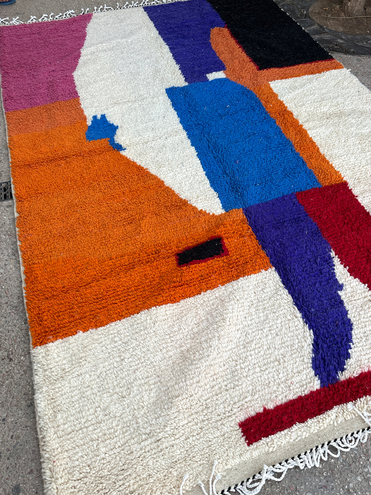 Handmade Azilal Rug, size 300 x 200 cm || 9.84 x 6.56 ft
