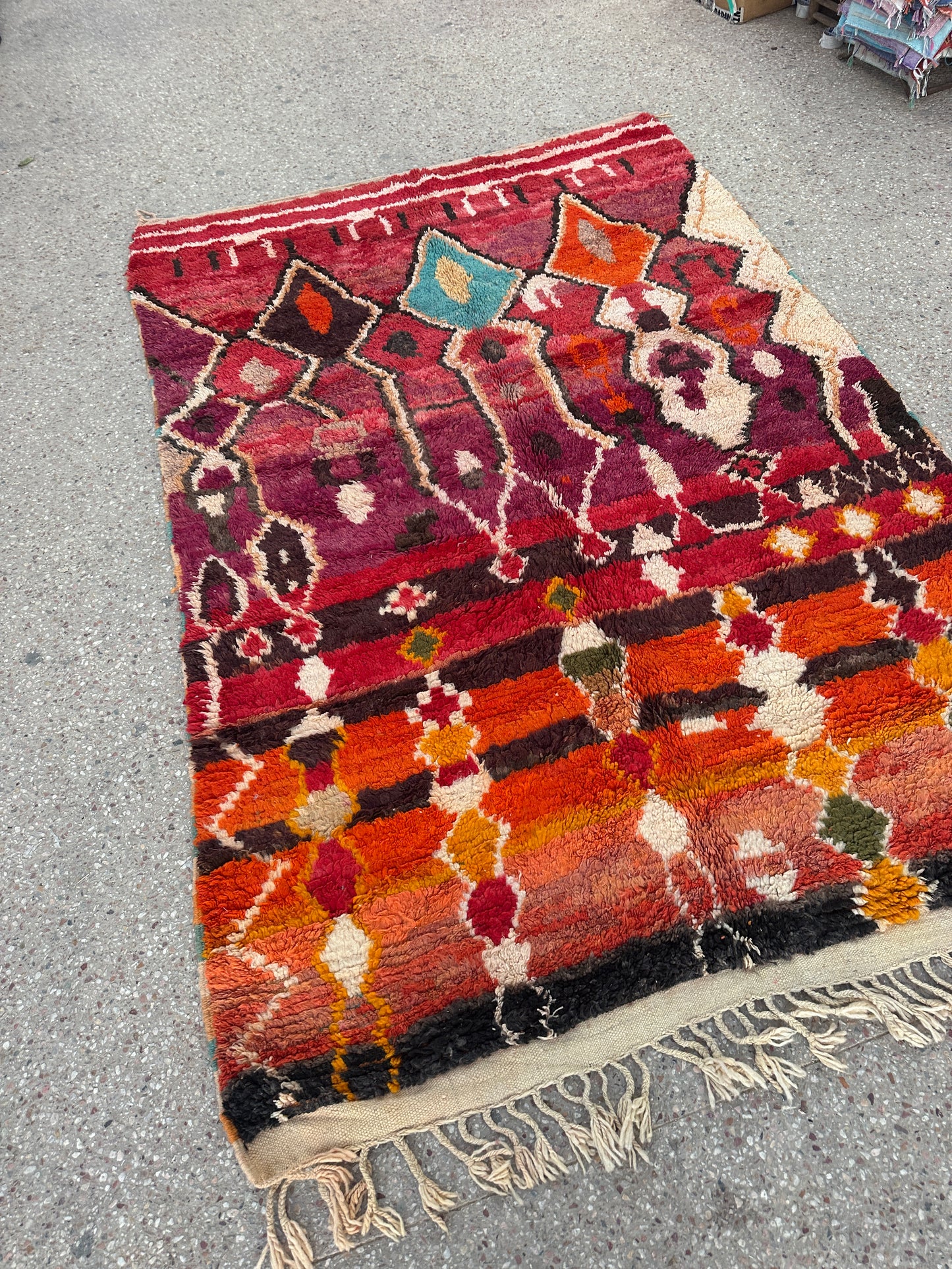 Handmade Azilal Rug, size 300 x 200 cm || 9.84 x 6.56 ft