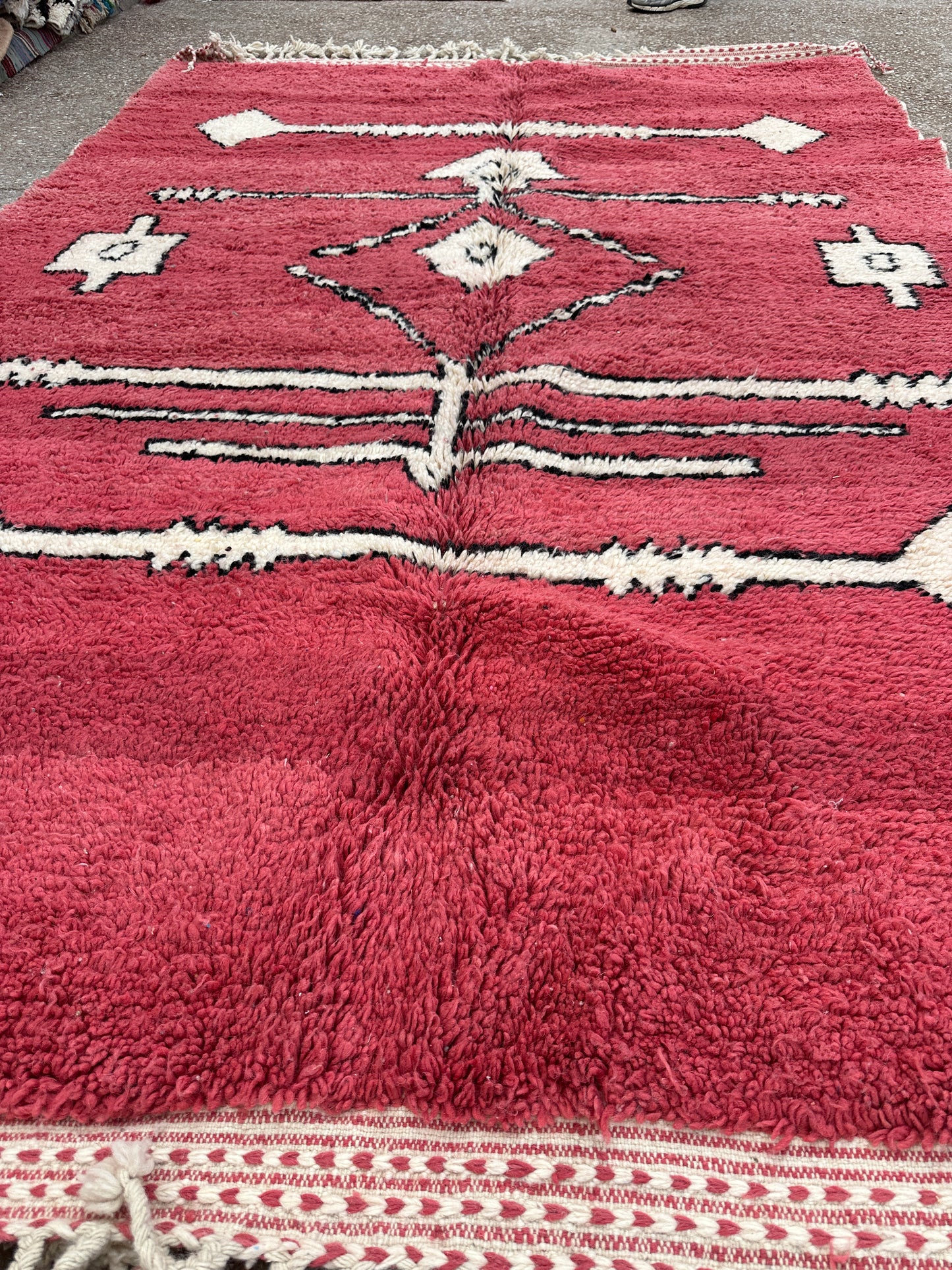 Azilal Rug, size 300 x 200 cm || 9.84 x 6.56 ft