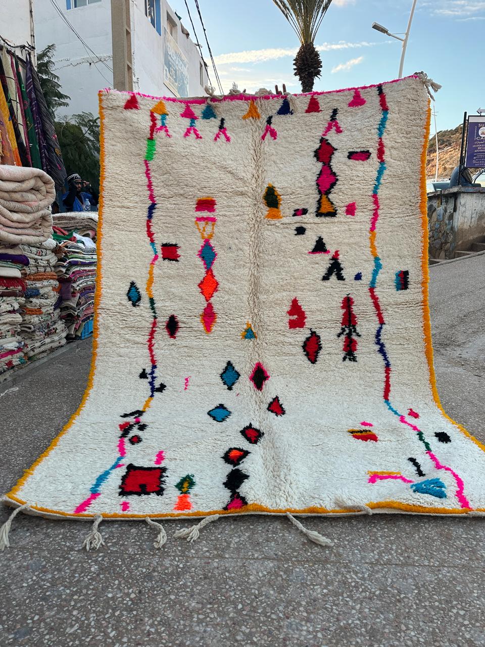 Handmade Azilal Rug, size 300 x 200 cm || 9.84 x 6.56 ft