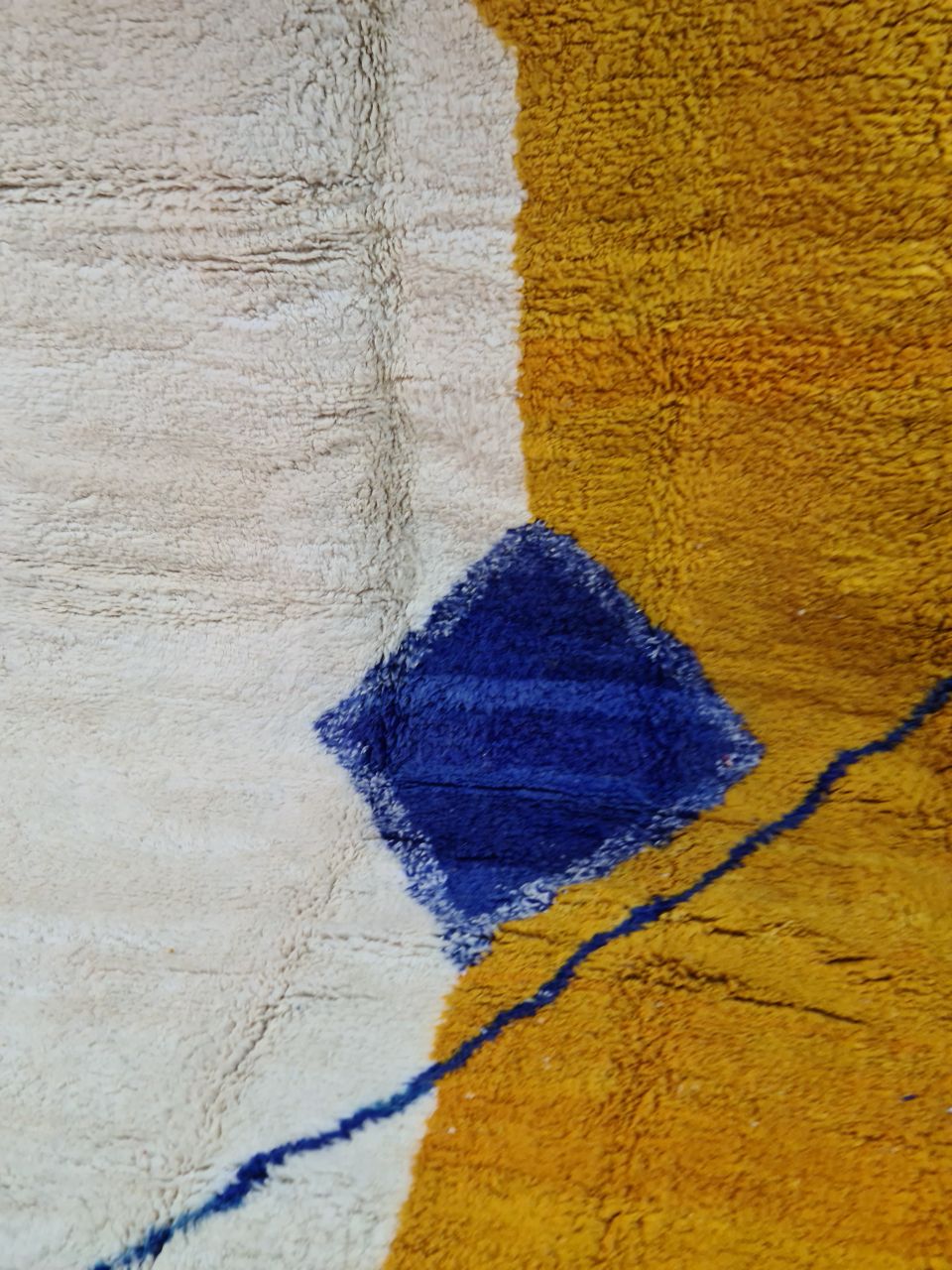 Beni ourani  Rug size 400 x 272 cm