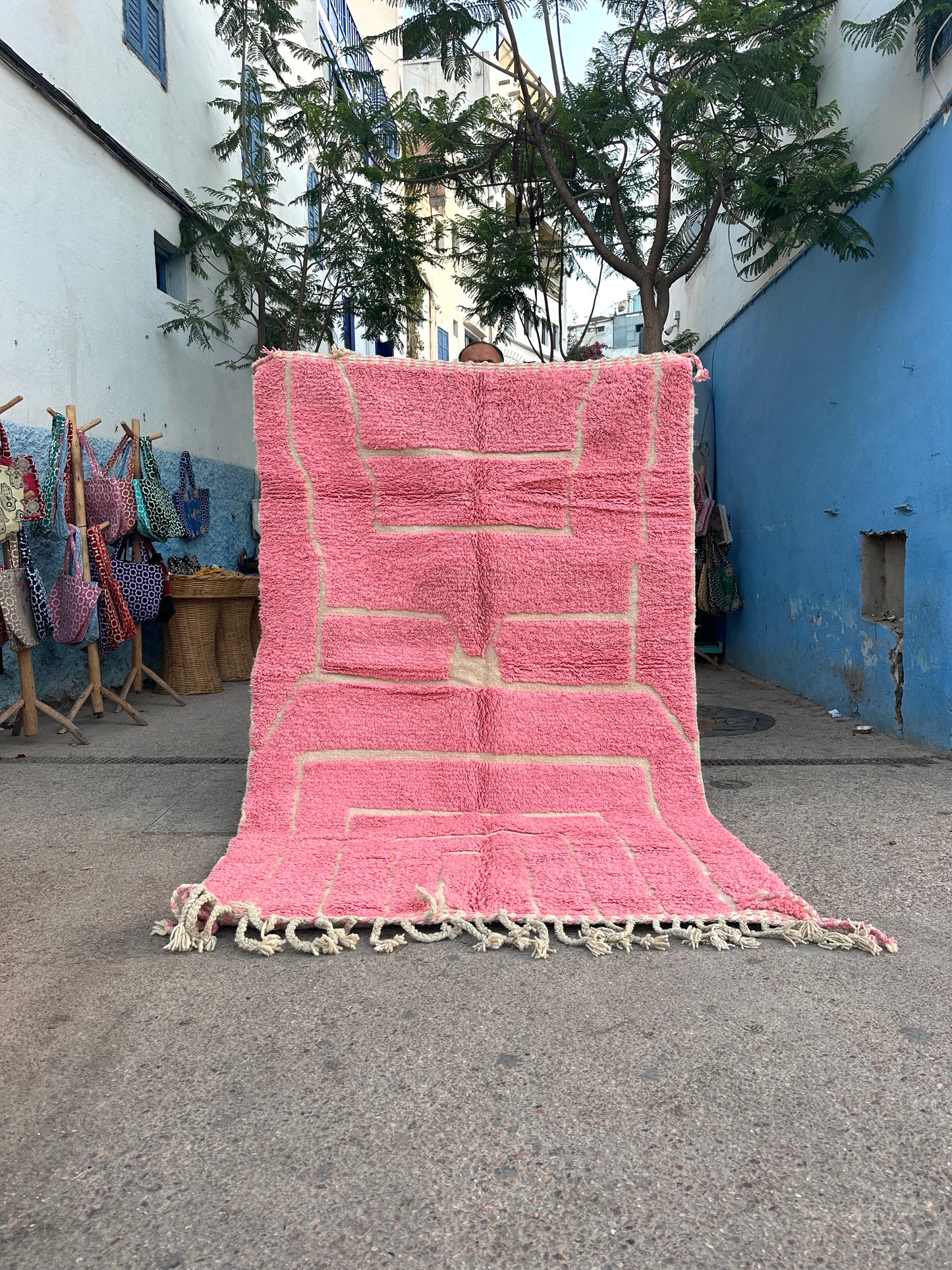 Handmade Beni Ouarain, size 250 x 150 cm || 8.2 x 4.92 ft