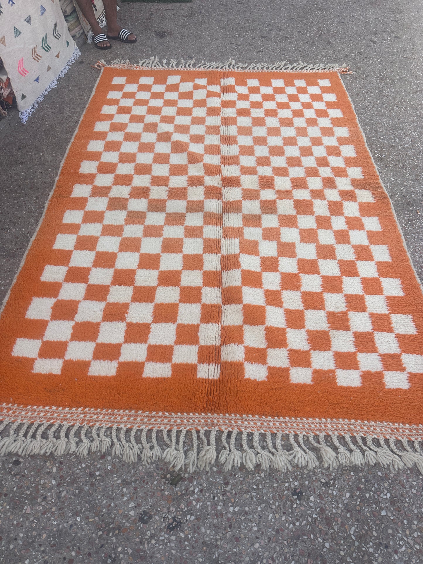 Handmade Azilal Rug, size 250 x 150 cm || 8.2 x 4.92 ft