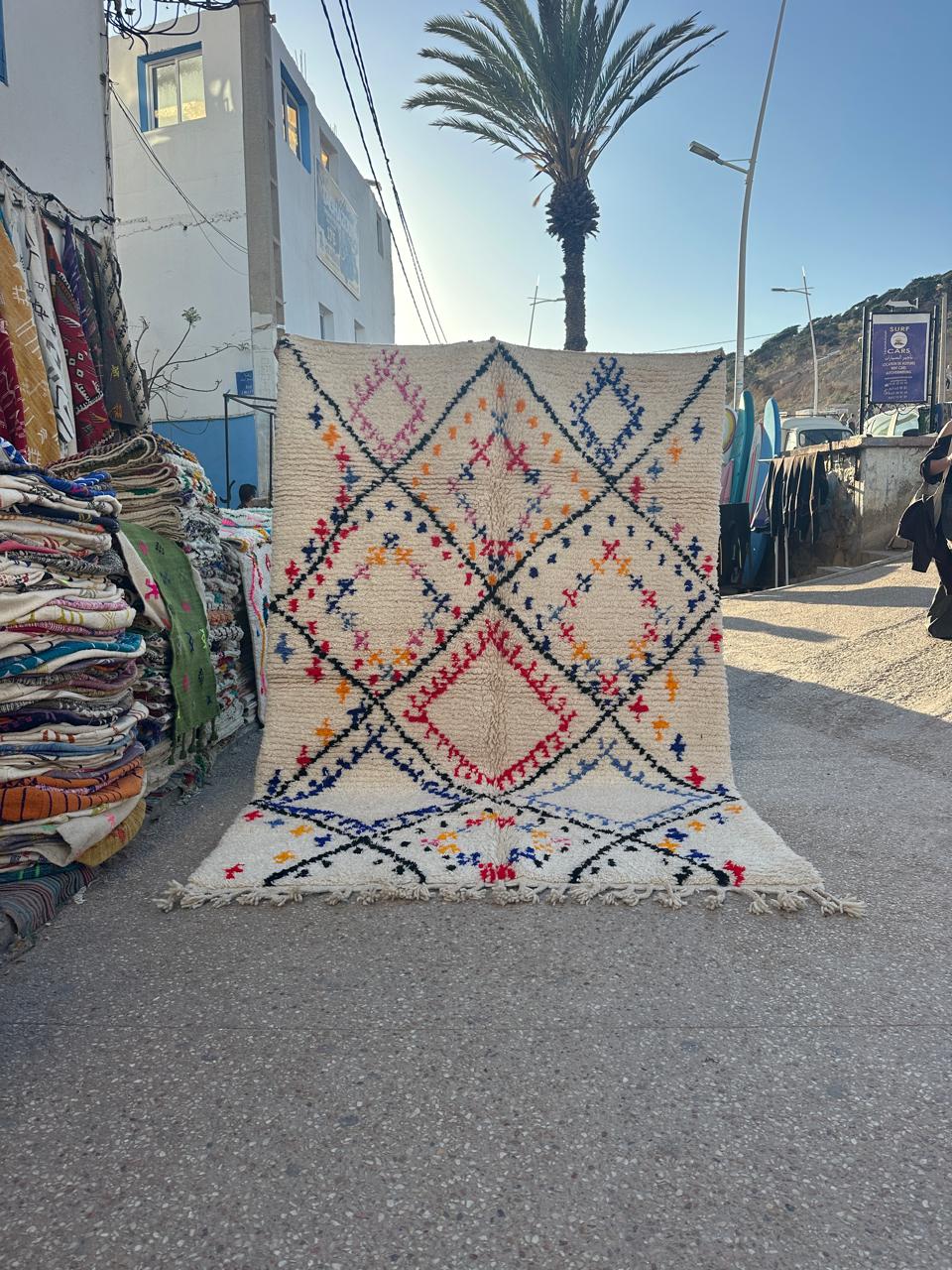 Handmade Azilal Rug, size 300 x 200 cm || 9.84 x 6.56 ft