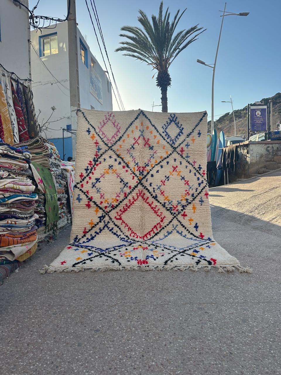 Handmade Azilal Rug, size 300 x 200 cm || 9.84 x 6.56 ft