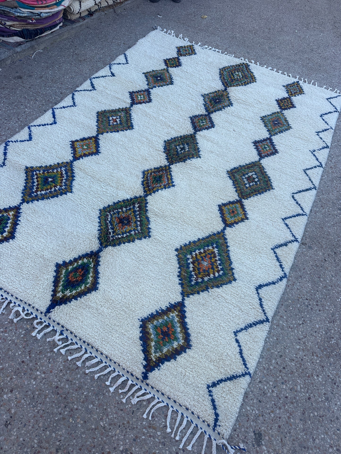 Azilal Rug, size 300 x 200 cm || 9.84 x 6.56 ft