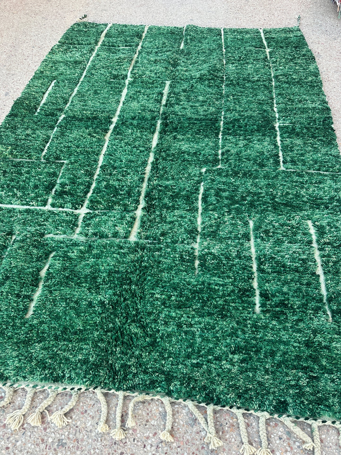 Handmade Beni Ouarain, size 300 x 200 cm || 9.84 x 6.56 ft