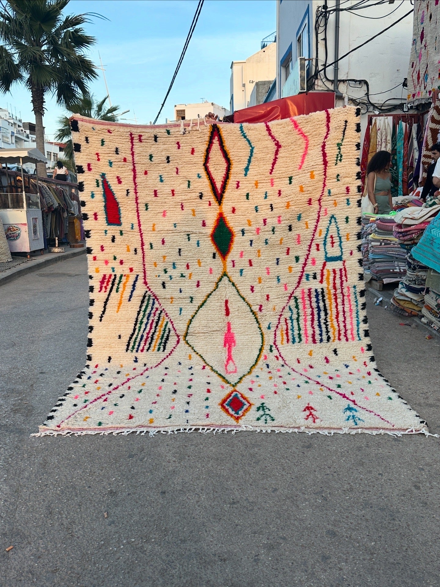 Handmade Azilal Rug, size 300 x 200 cm || 9.84 x 6.56 ft