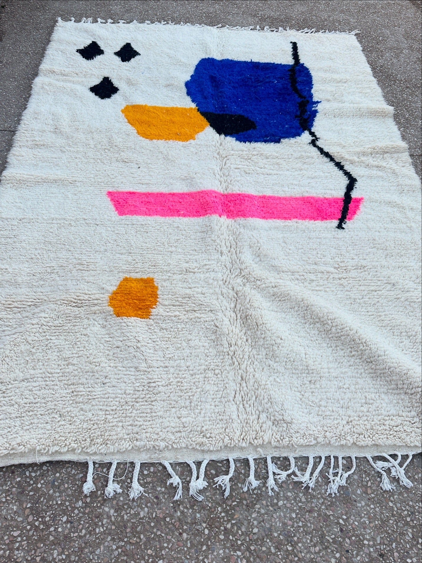 Azilal Rug, size 300 x 200 cm || 9.84 x 6.56 ft