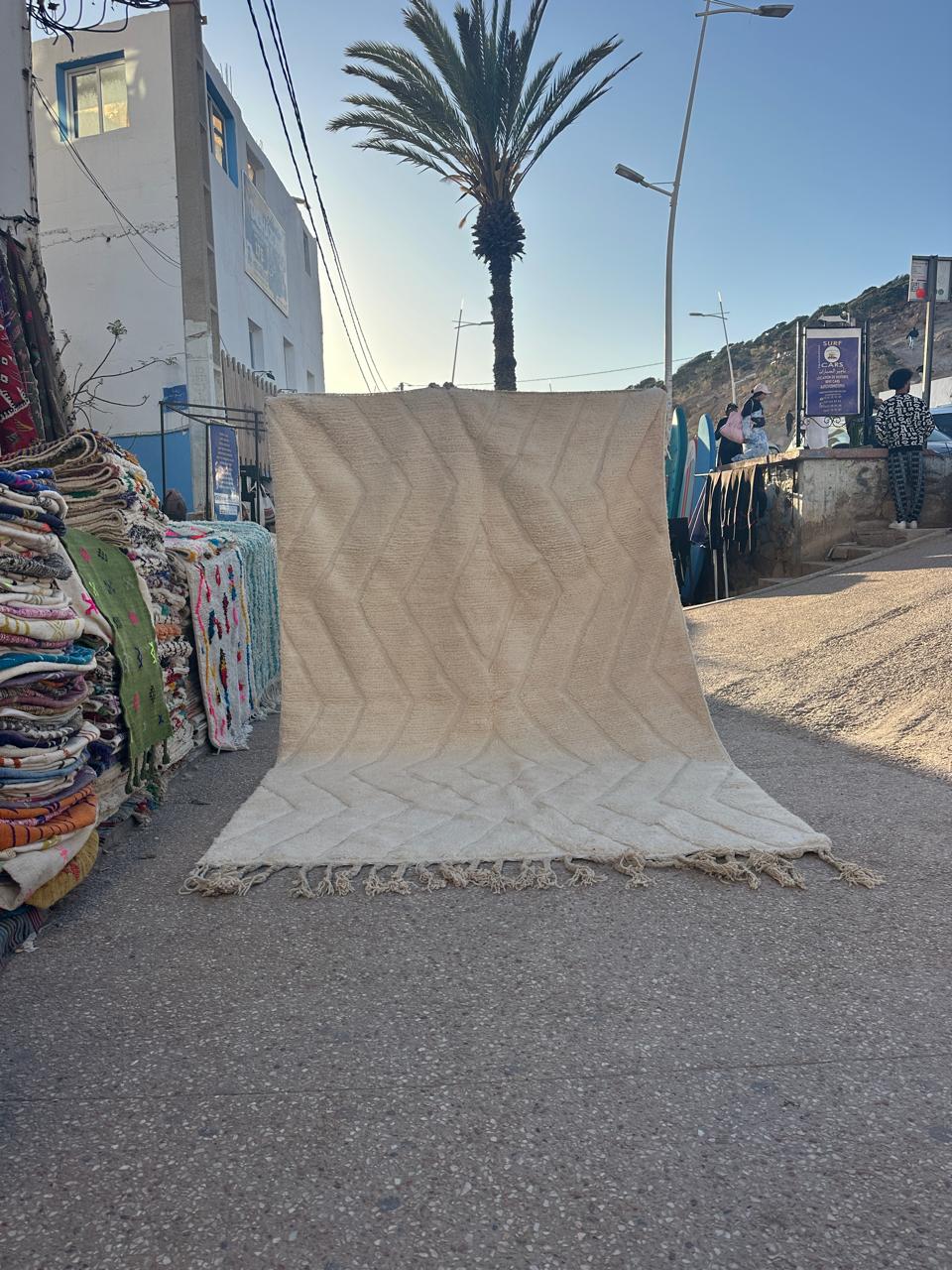 Handmade Beni Ouarain, size 300 x 200 cm || 9.84 x 6.56 ft