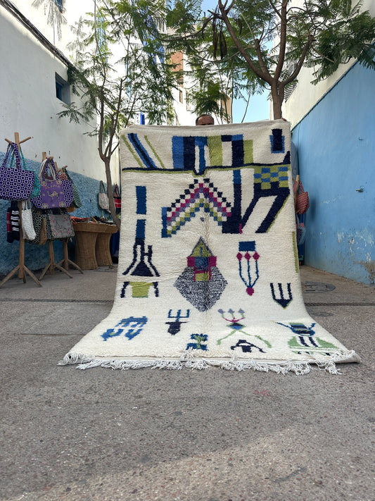 Handmade Beni Ouarain, size 250 x 150 cm || 8.2 x 4.92 ft