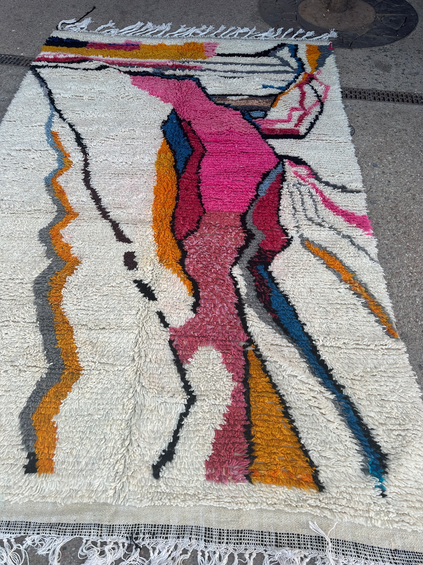 Handmade Azilal Rug, size 300 x 200 cm || 9.84 x 6.56 ft