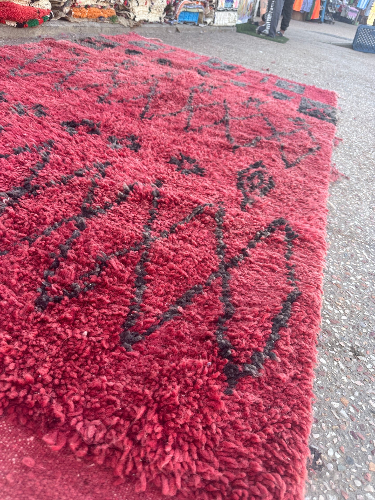 Beni Ouarain Rug size 250 x 150 cm || 8.2 x 4.92 ft