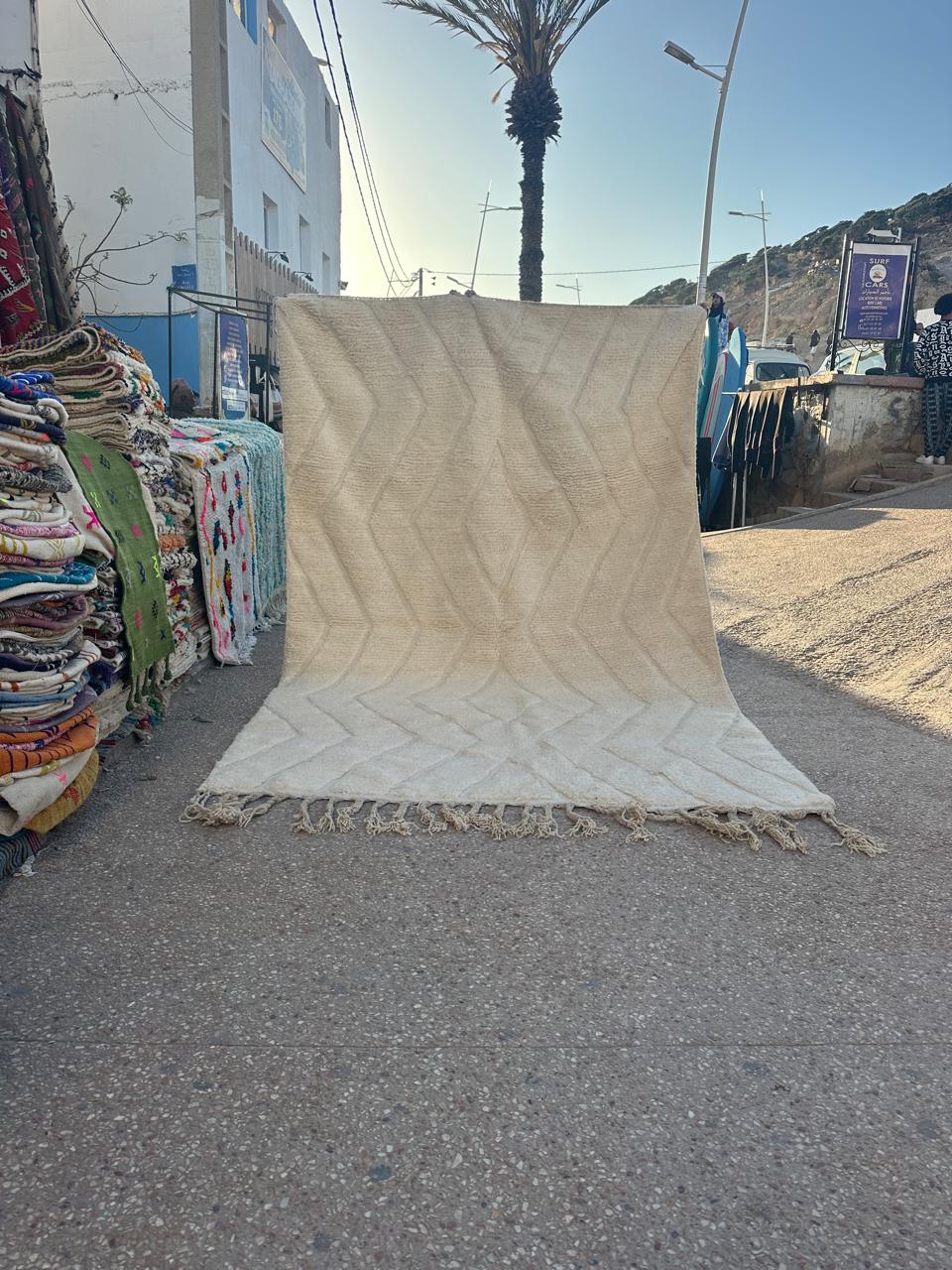 Handmade Beni Ouarain, size 300 x 200 cm || 9.84 x 6.56 ft