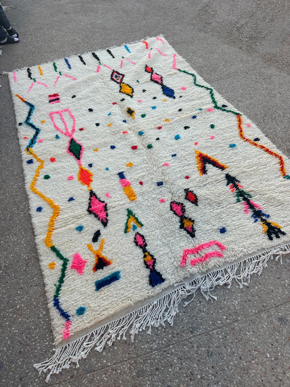 Handmade Azilal Rug, size 300 x 200 cm || 9.84 x 6.56 ft