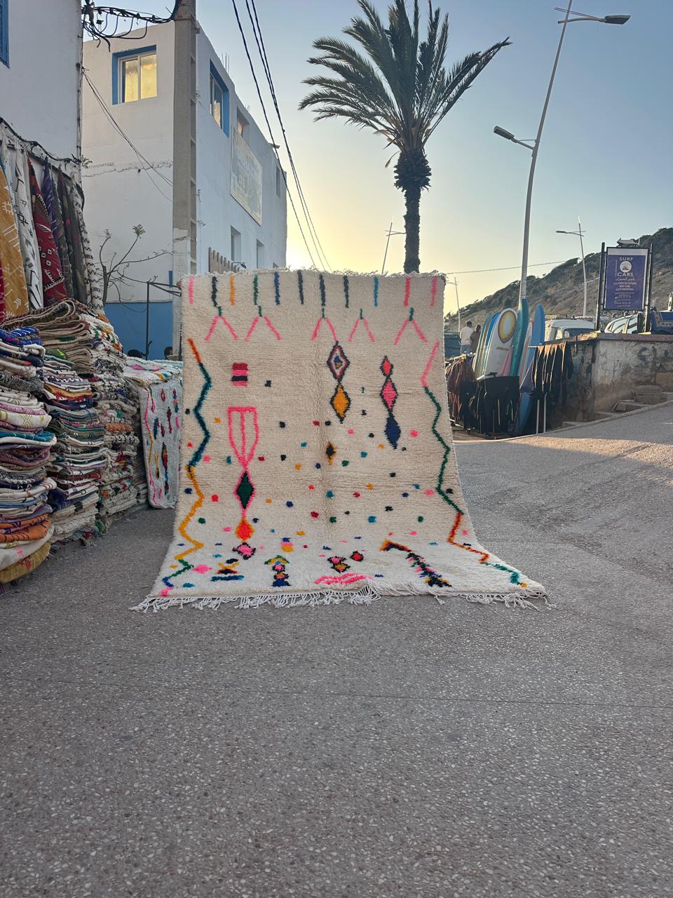 Handmade Azilal Rug, size 300 x 200 cm || 9.84 x 6.56 ft