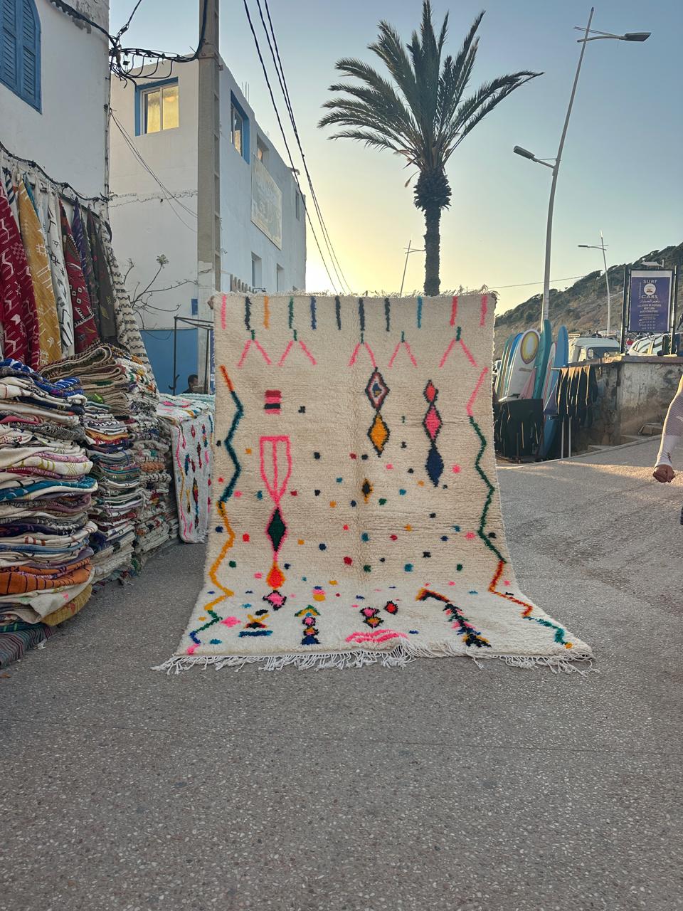 Handmade Azilal Rug, size 300 x 200 cm || 9.84 x 6.56 ft