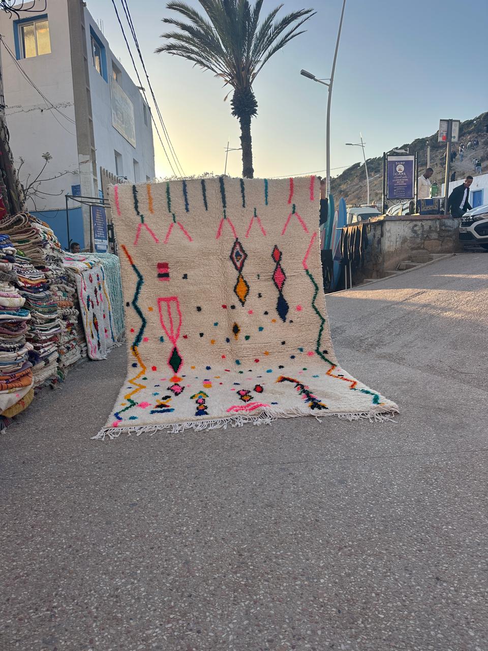 Handmade Azilal Rug, size 300 x 200 cm || 9.84 x 6.56 ft