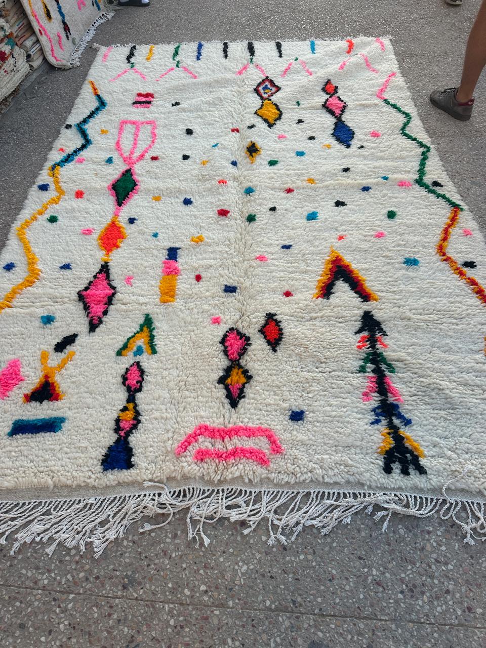 Handmade Azilal Rug, size 300 x 200 cm || 9.84 x 6.56 ft