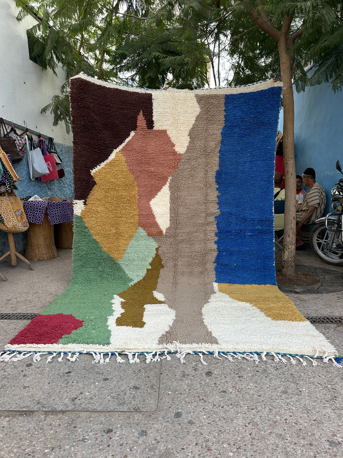 Handmade Azilal Rug, size 300 x 200 cm || 9.84 x 6.56 ft