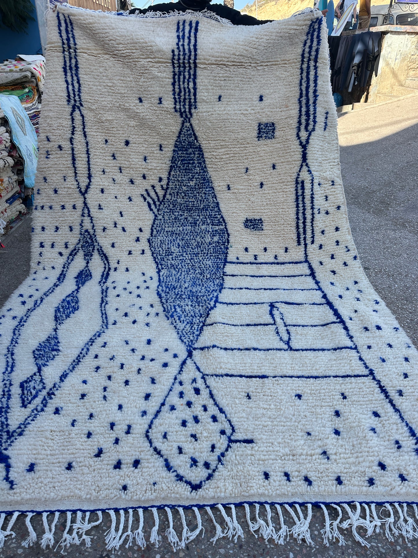 Azilal Rug, size 300 x 200 cm || 9.84 x 6.56 ft