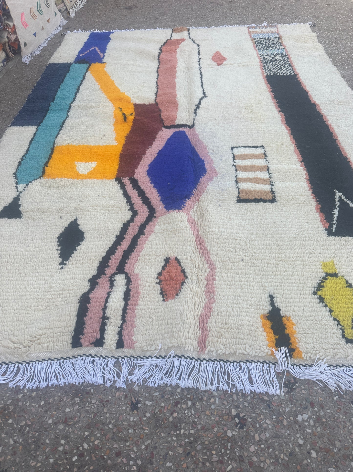 Handmade Azilal Rug, size 300 x 200 cm || 9.84 x 6.56 ft