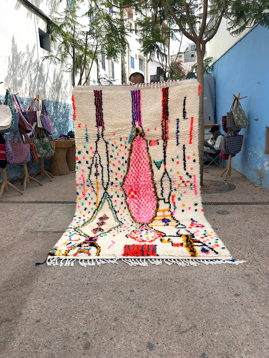 Handmade Azilal Rug, size 250 x 150 cm || 8.2 x 4.92 ft