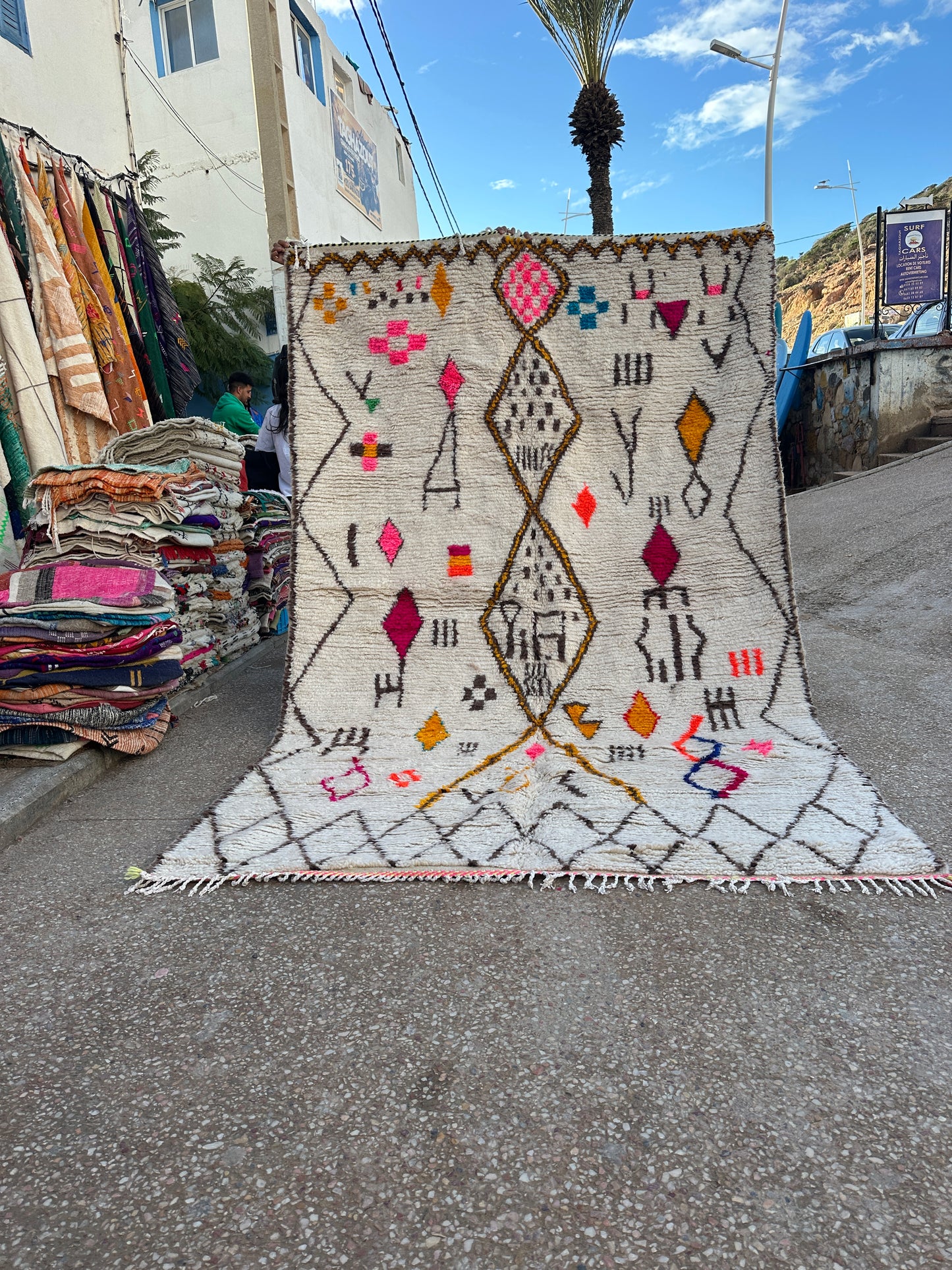 Azilal Rug, size 300 x 200 cm || 9.84 x 6.56 ft
