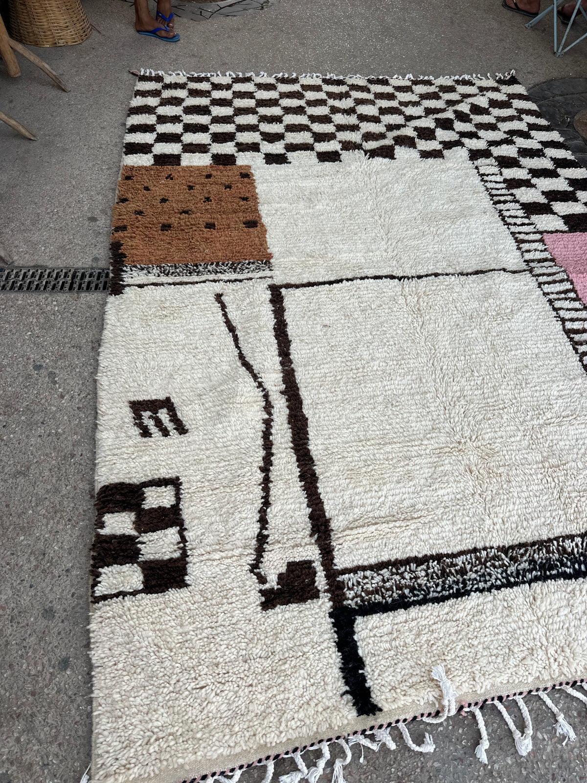 Handmade Azilal Rug, size 300 x 200 cm || 9.84 x 6.56 ft