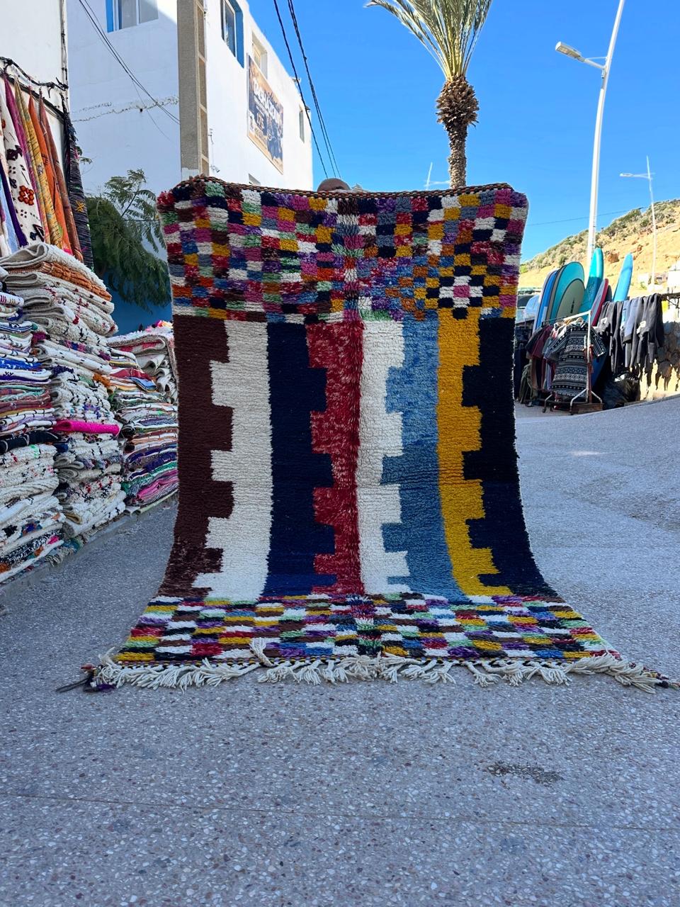 Handmade Beni Ouarain, size 250 x 150 cm || 8.2 x 4.92 ft