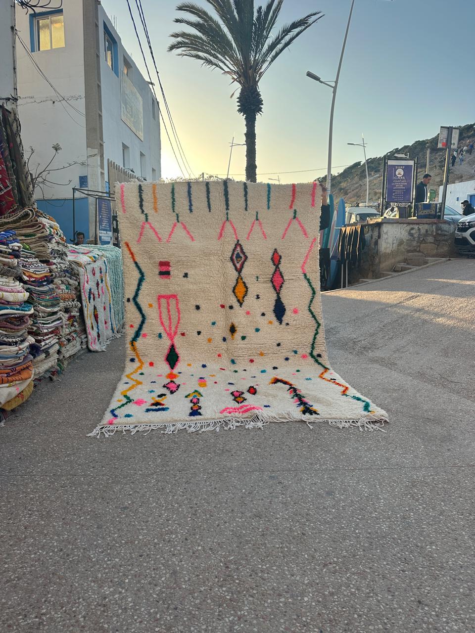 Handmade Azilal Rug, size 300 x 200 cm || 9.84 x 6.56 ft