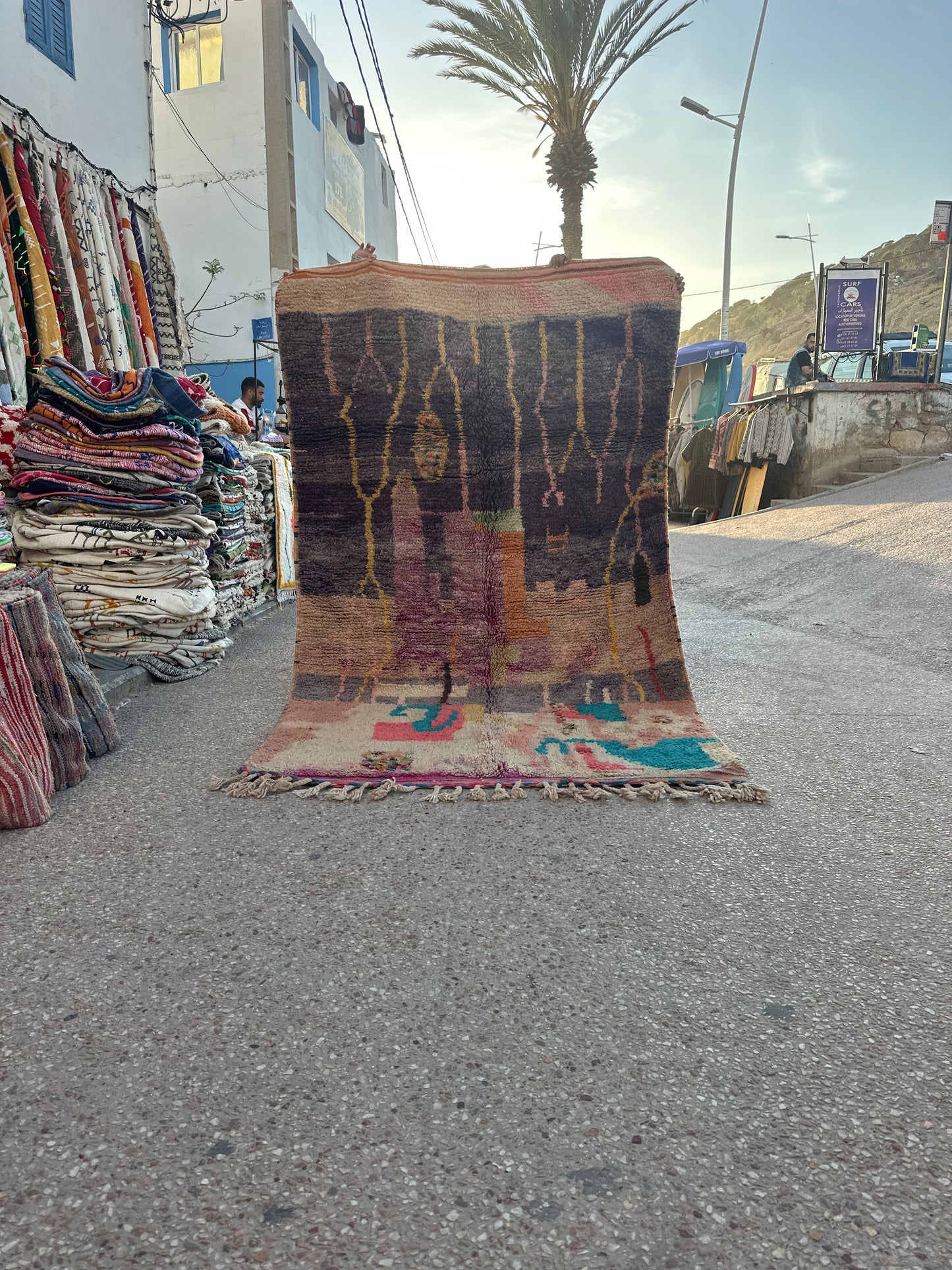 Handmade Azilal Rug, size 250 x 150 cm || 8.2 x 4.92 ft