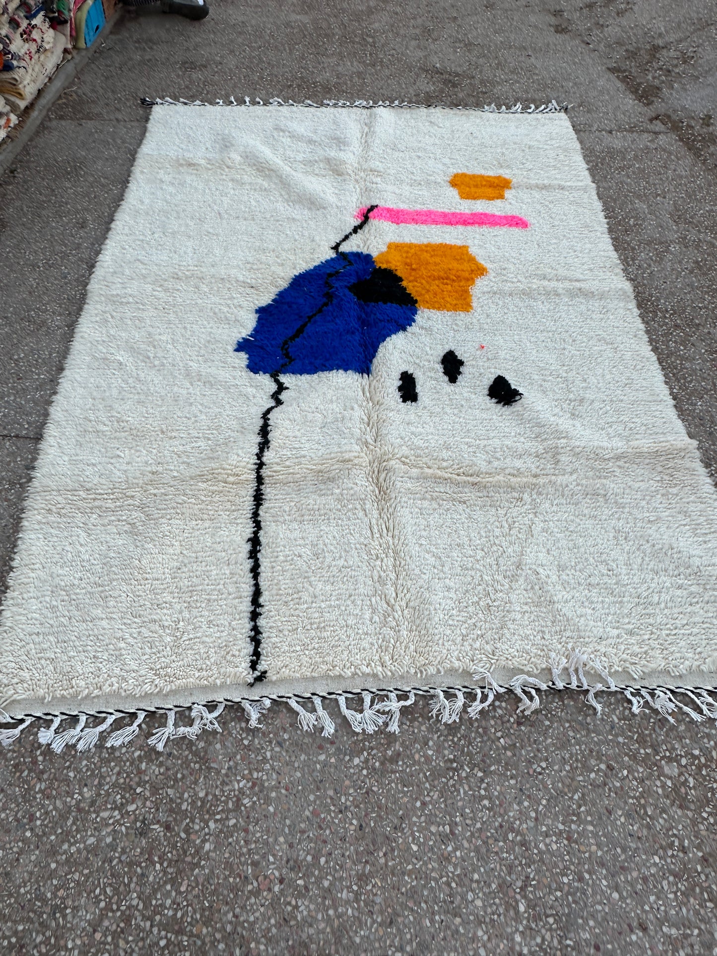 Azilal Rug, size 300 x 200 cm || 9.84 x 6.56 ft