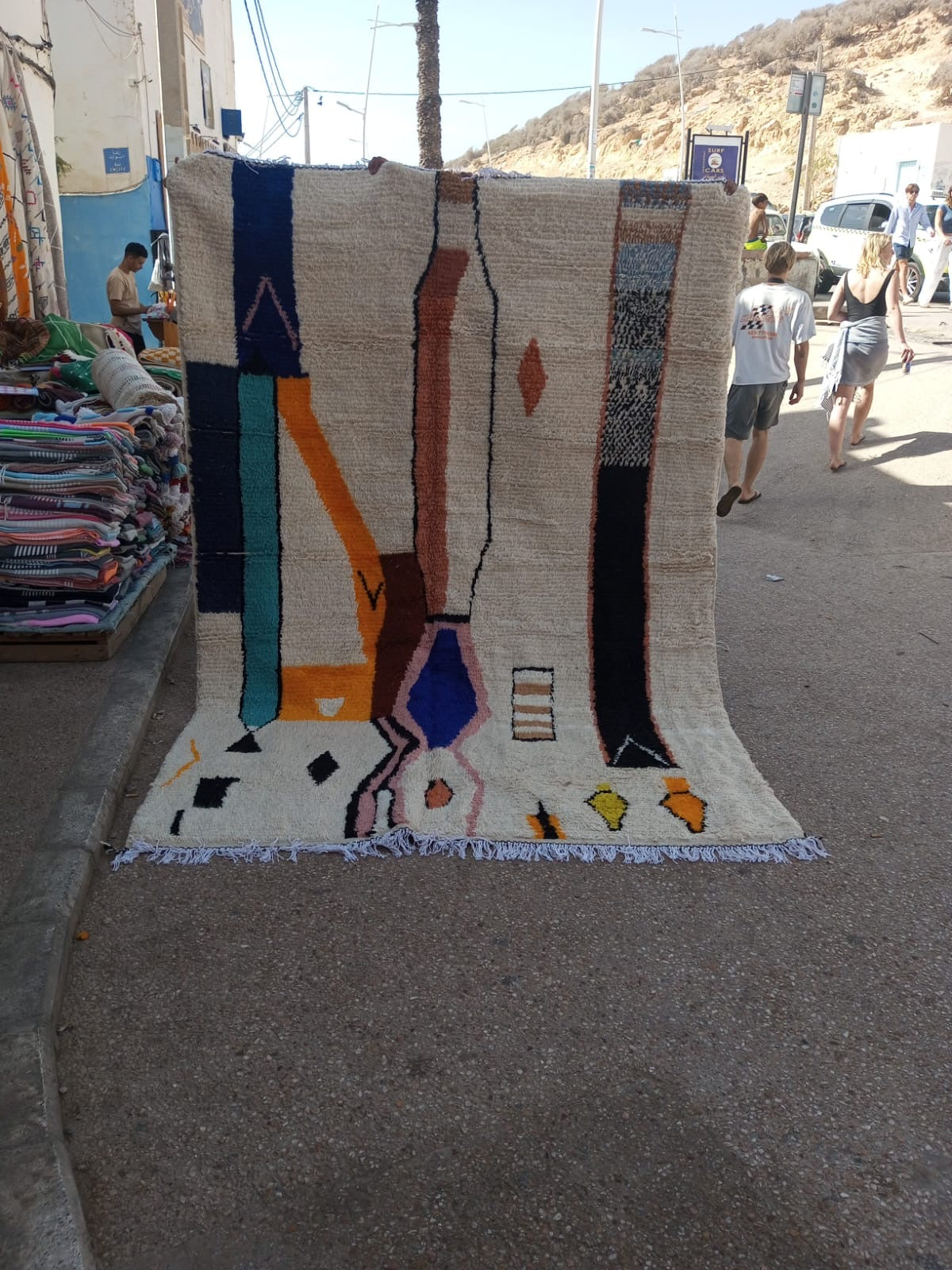 Handmade Azilal Rug, size 300 x 200 cm || 9.84 x 6.56 ft