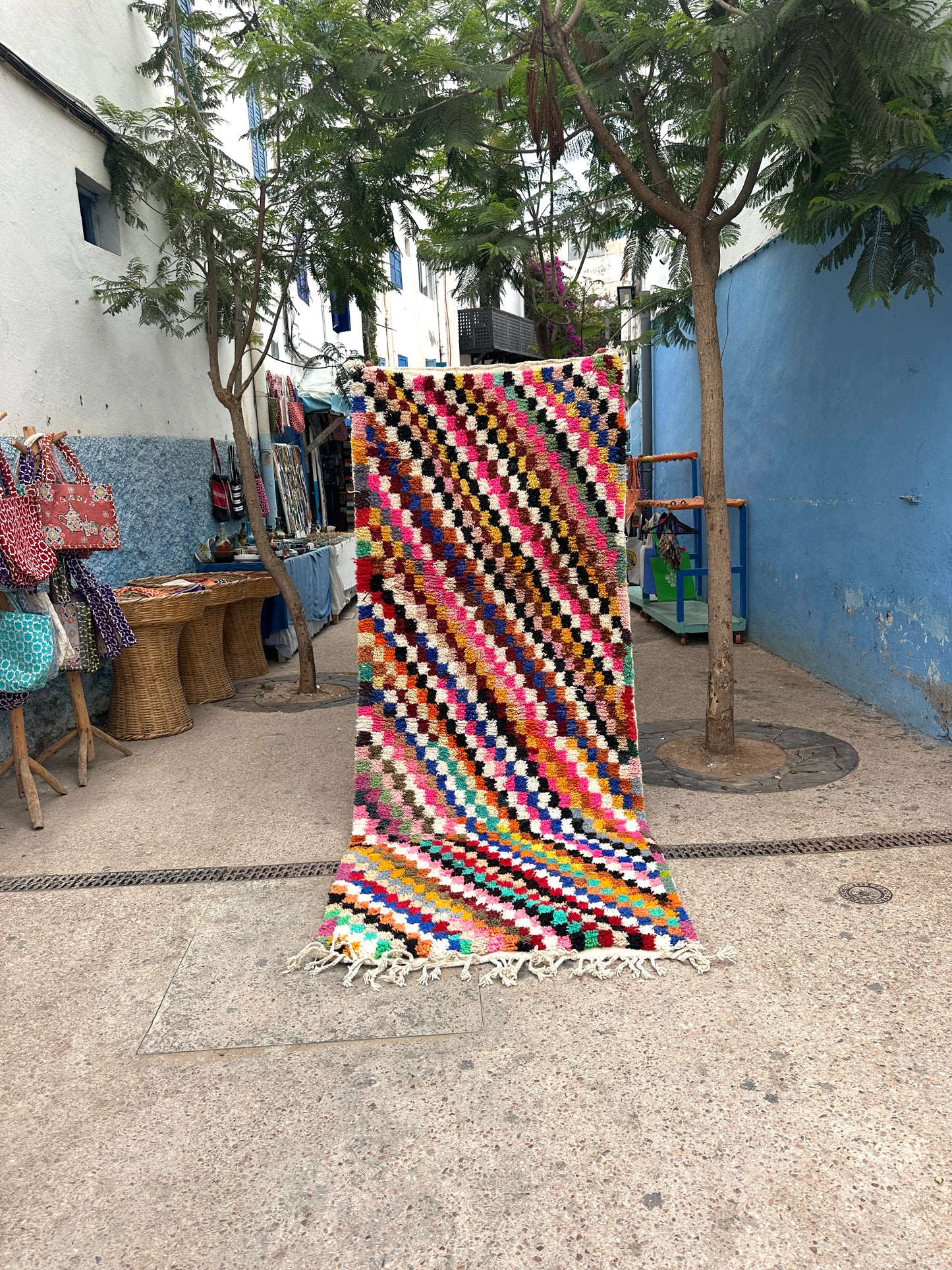 Handmade beni ourain Rug, size 260 x 110cm